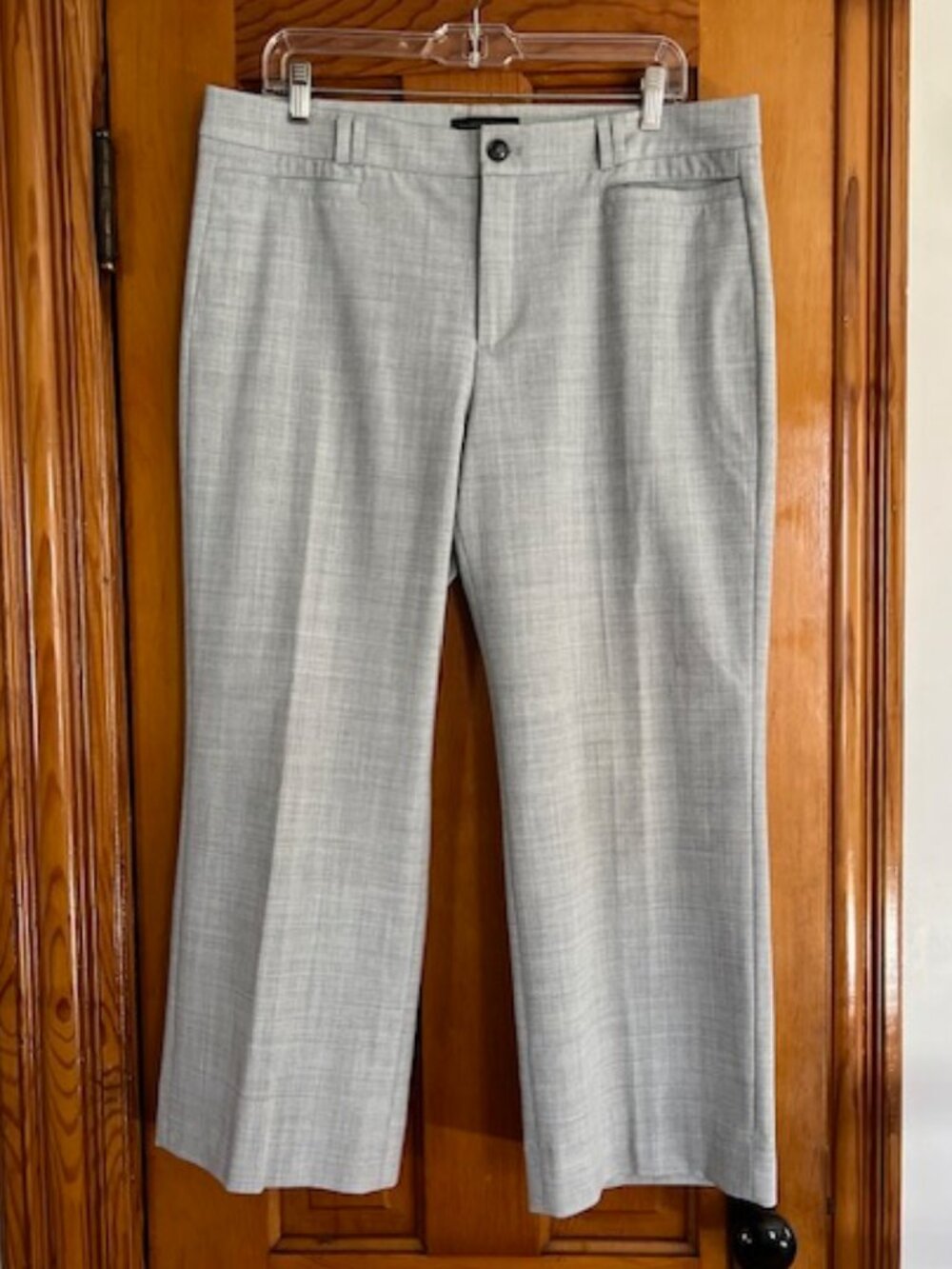 Banana Republic Light Gray Cropped Dress Pants